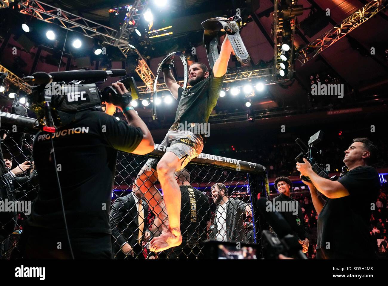 Historic Mixed Martial Arts Event Islam Makhachev The Betting & Fantasy Landscape: Who’s Worth the Investment?