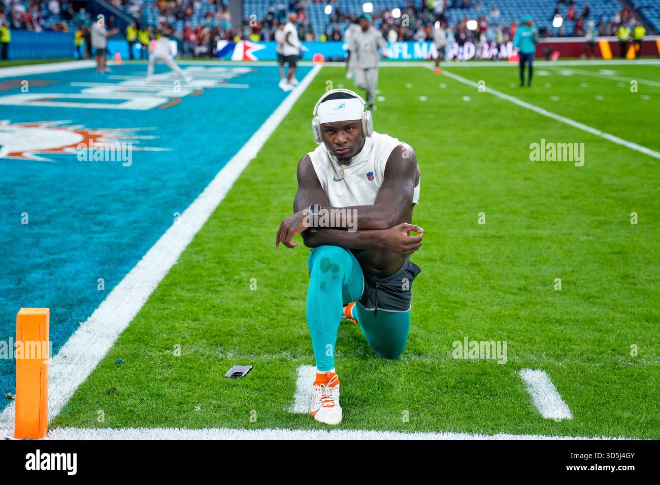 Former Chiefs Tyreek Hill And Willie Gay Are Teammates Once Again In Miami🥺, image size:1300x956