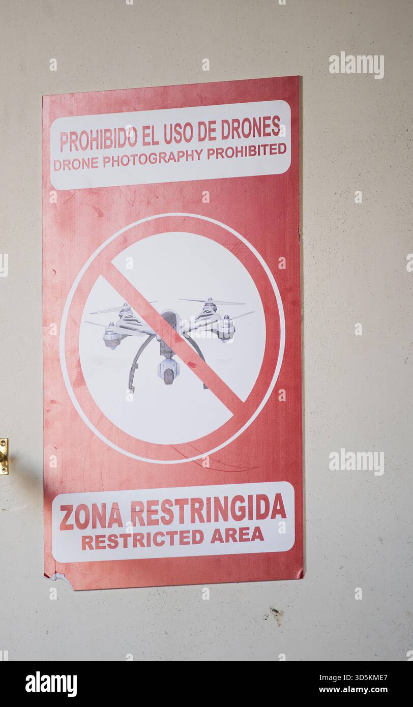 No drone permitted sign in Toledo, Spain Stock Photo