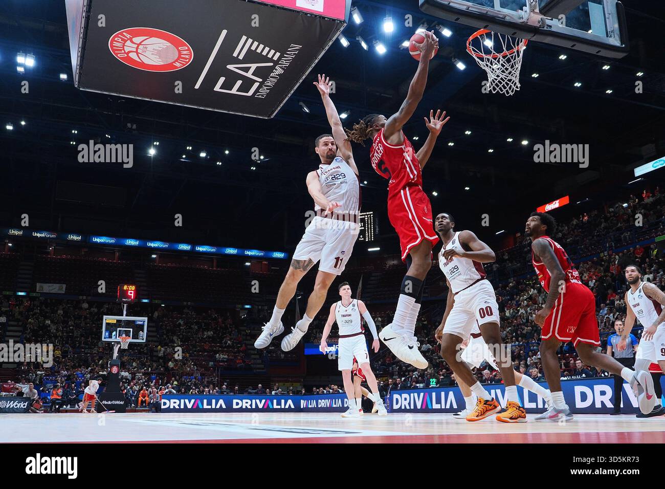 Devin Booker (EA7 Emporio Armani Olimpia Milano) & John Petrucelli