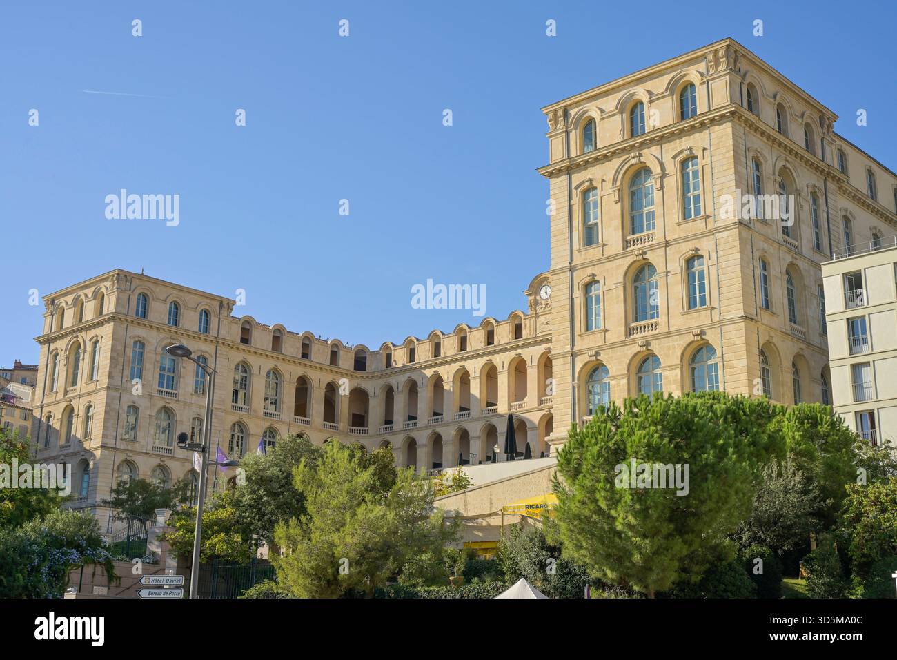 Hotel Dieu Intercontinental Marseille, 1 Pl. Daviel, Marseille ...