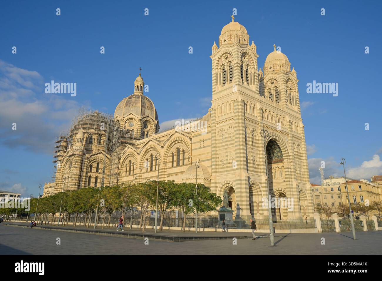 Cathedrale la Major de Marseille, Marseille, Frankreich *** Cathedrale ...
