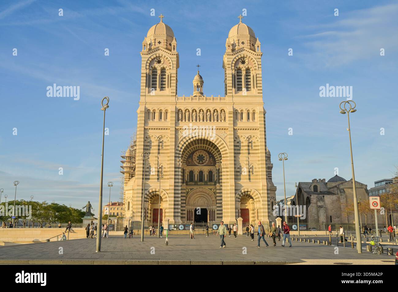 Cathedrale la Major de Marseille, Marseille, Frankreich *** Cathedrale ...