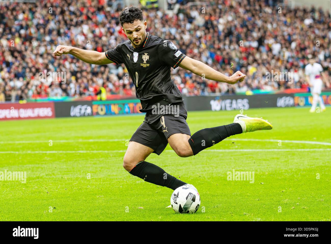 goncalo-ramos-of-portugal-scores-the-second-goal-during-the-fifa-world
