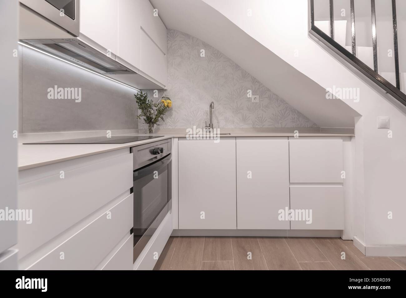 Cabinet integrated refrigerator hi-res stock photography and images - Alamy