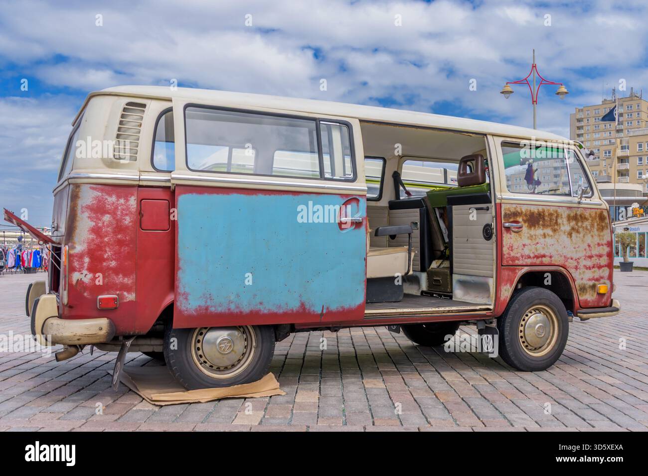 1970s camper hi-res stock photography and images - Alamy