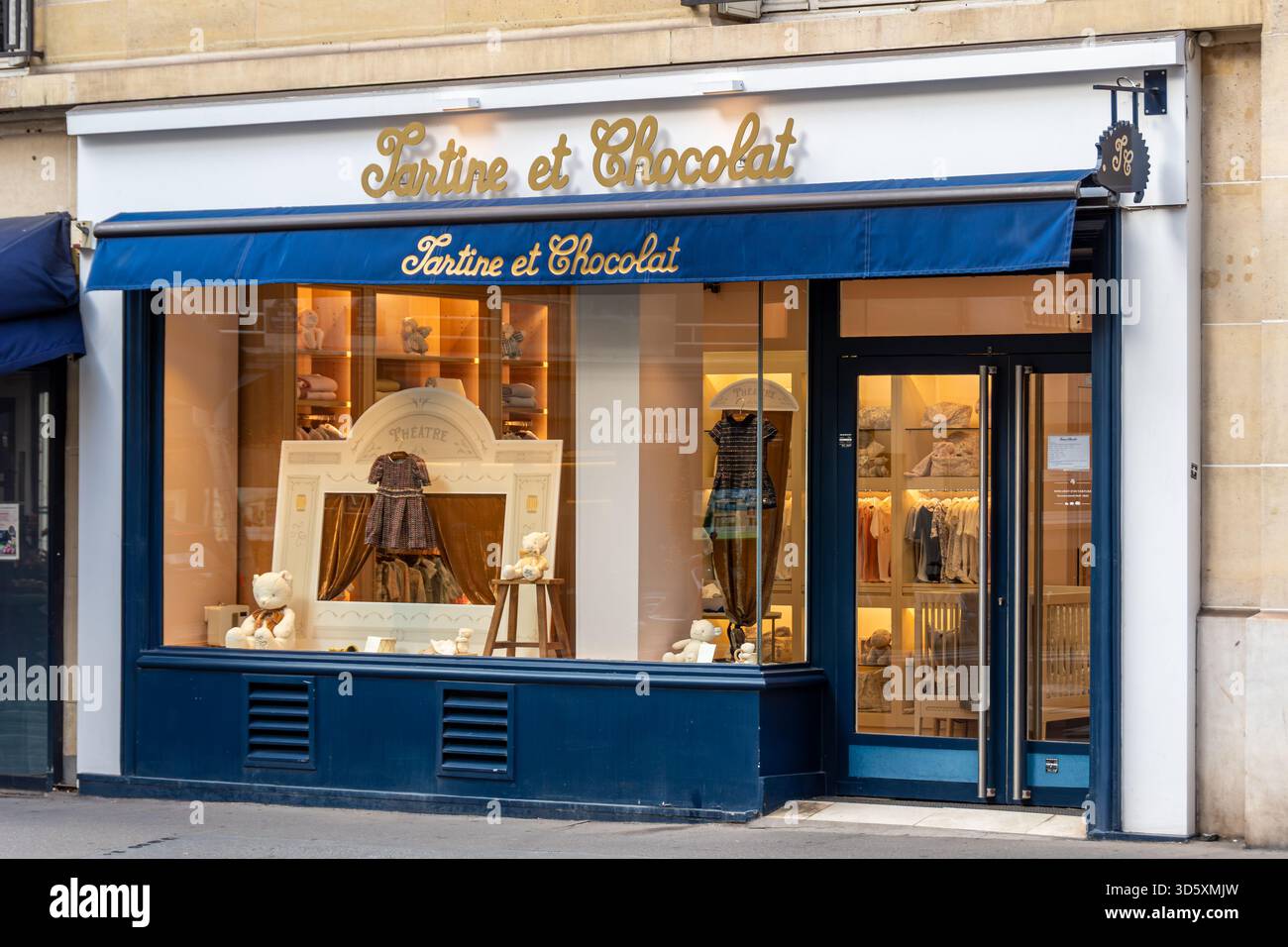 Tartine et chocolat hi-res stock photography and images - Alamy