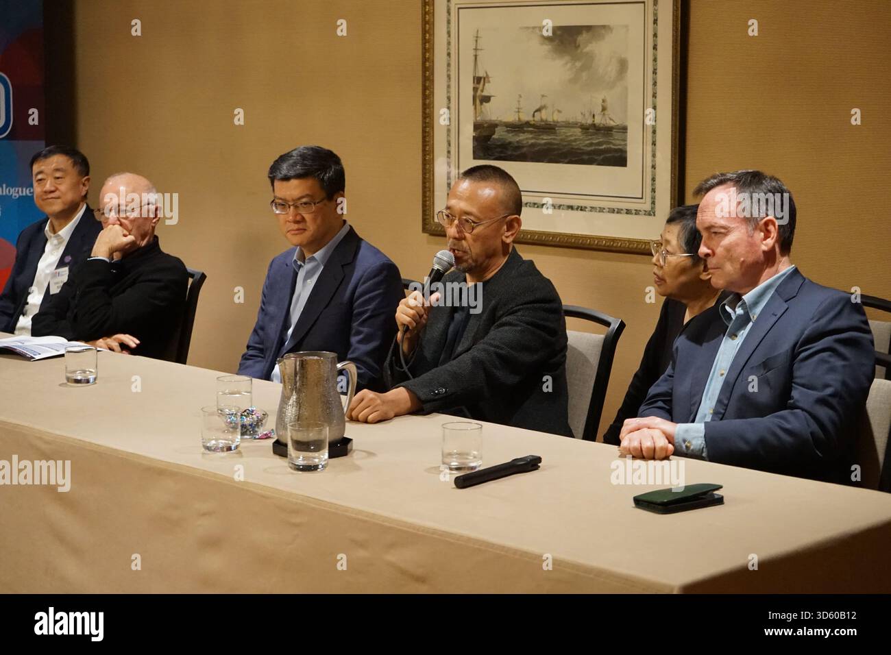 Los Angeles Zeng Zhi For Liu The Paradox of the Idol Comeback