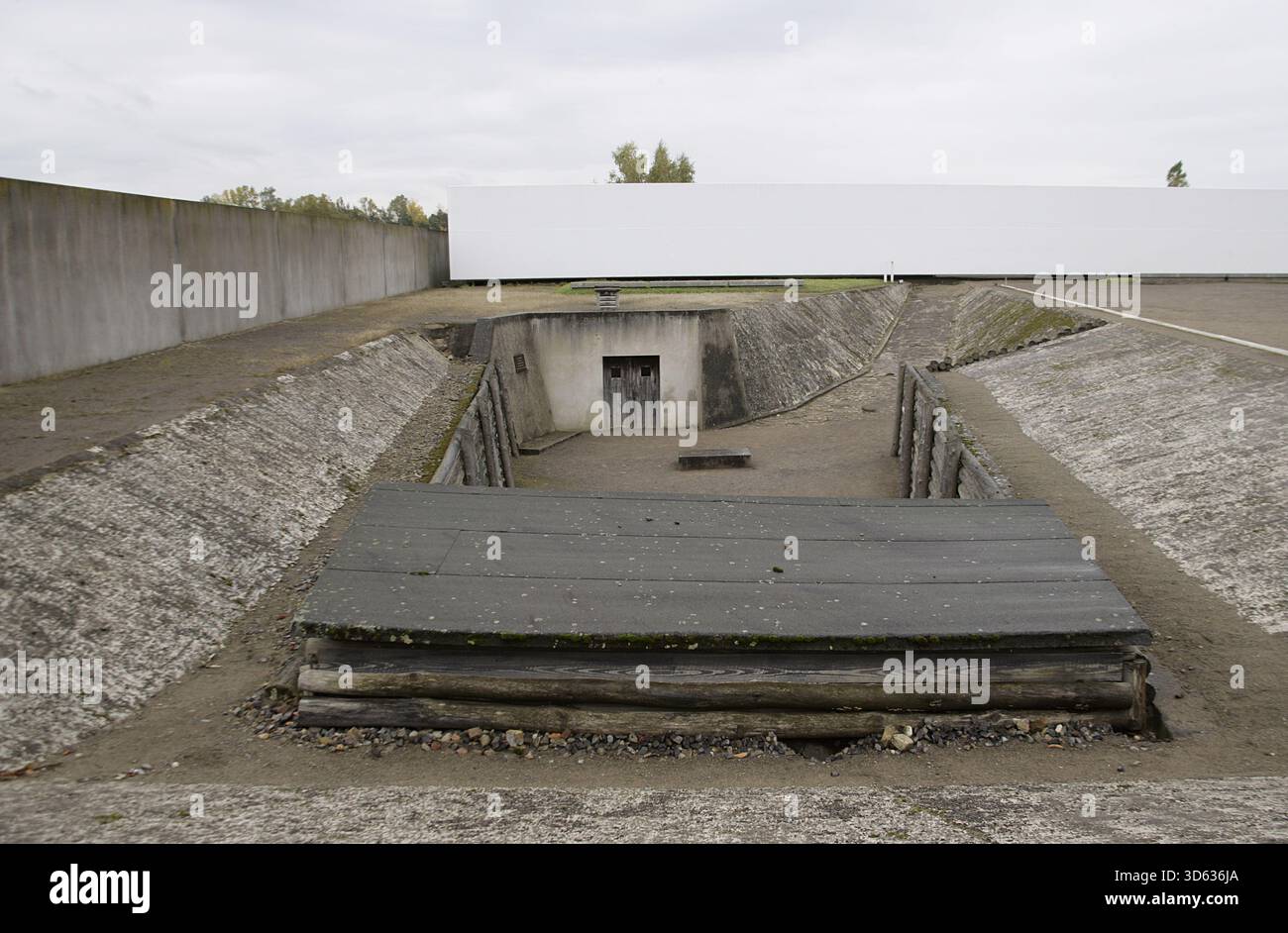 Execution trench hi-res stock photography and images - Alamy