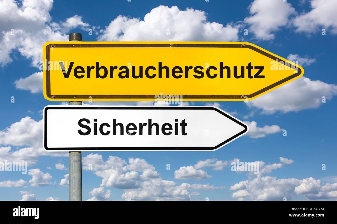 Verbraucherschutz Ein Wegweiser ist beschriftet mit dem Aufdruck Verbraucherschutz und Sicherheit als Symbolbild für vielfältigen Schutz und Wahrung d Stock Photo