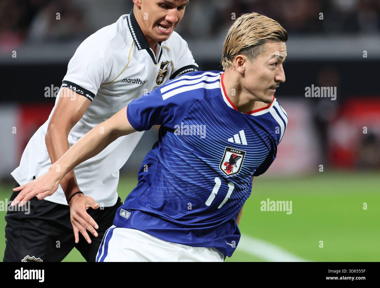 November 18 2025 Tokyo Japan Japan s Forward Daizen Maeda Chases 