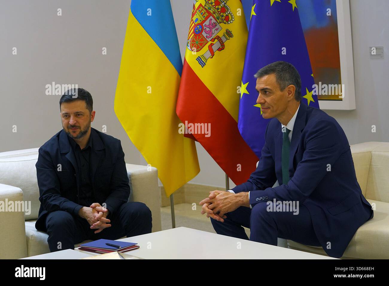 ukraine-s-president-volodymyr-zelensky-l-meets-with-spain-s-prime