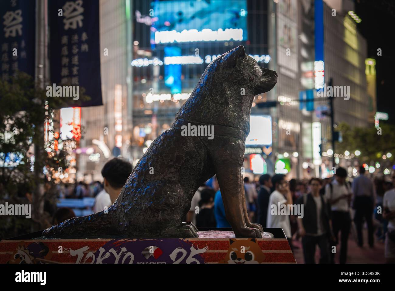 Shibuya hachiko hi-res stock photography and images - Alamy