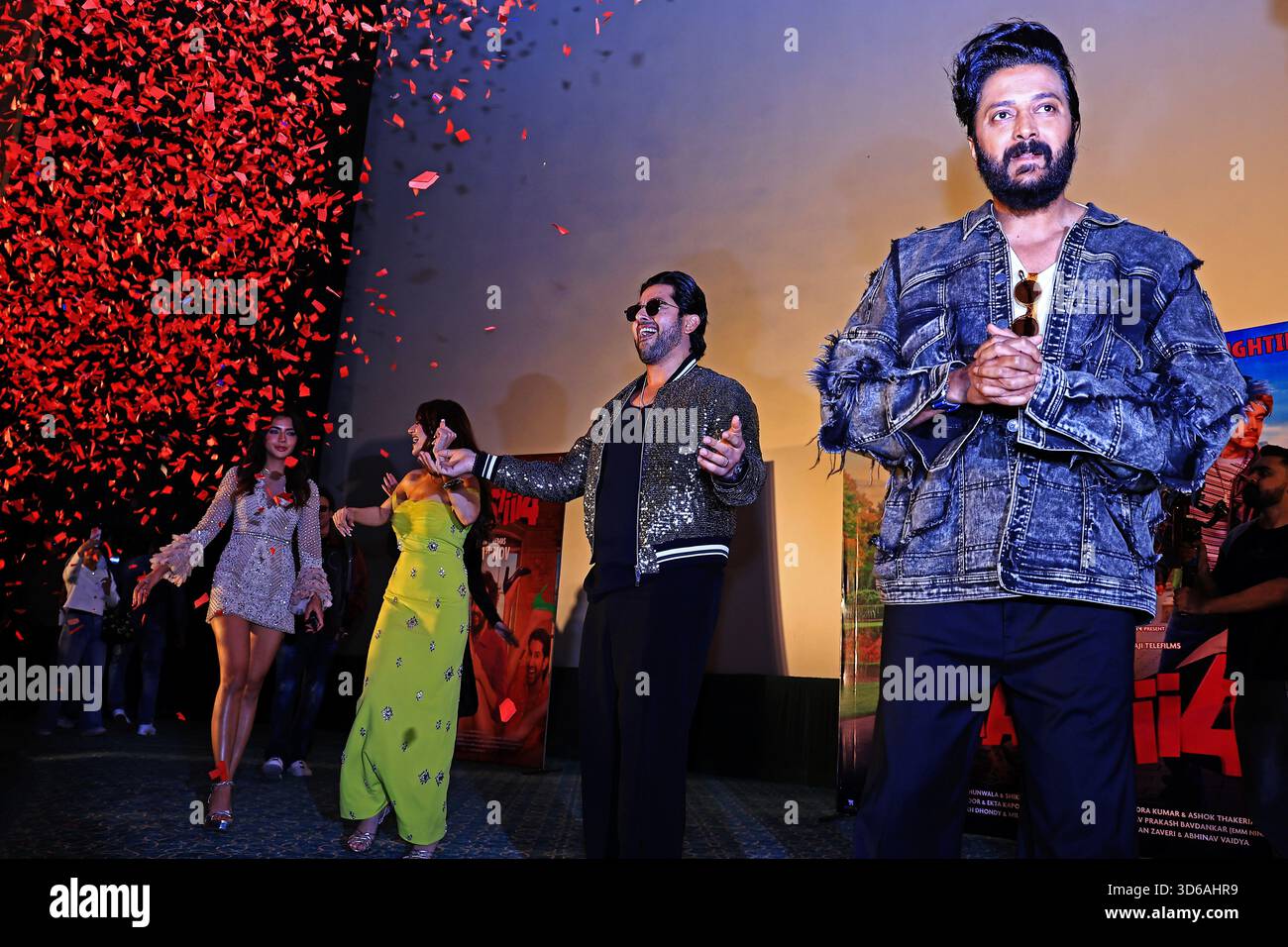 Bollywood actors Shreya Sharma, Aftab Shivdasani, Riteish Deshmukh, and Ruhi Singh attend a promotional event for their upcoming film 'Mastiii 4' in Jaipur, Rajasthan, India, on November 18, 2025. (Photo by Vishal Bhatnagar/NurPhoto)0 Credit: NurPhoto SRL/Alamy Live News Stock Photo