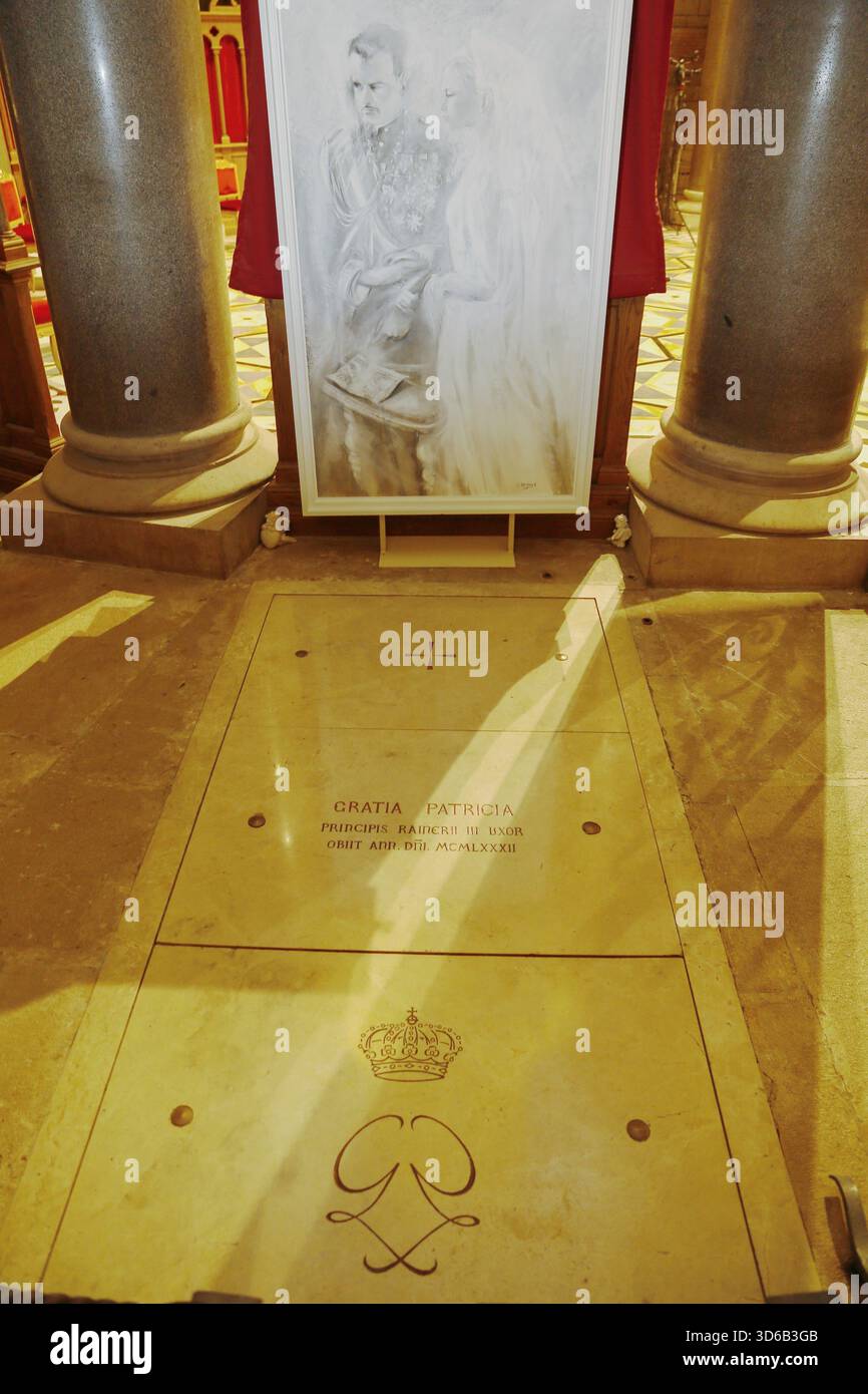 Tomb Of Princess Gracia Patricia Civil Grace Kelly Notre Dame tomb-of-princess-gracia-patricia-civil-grace-kelly-notre-dame