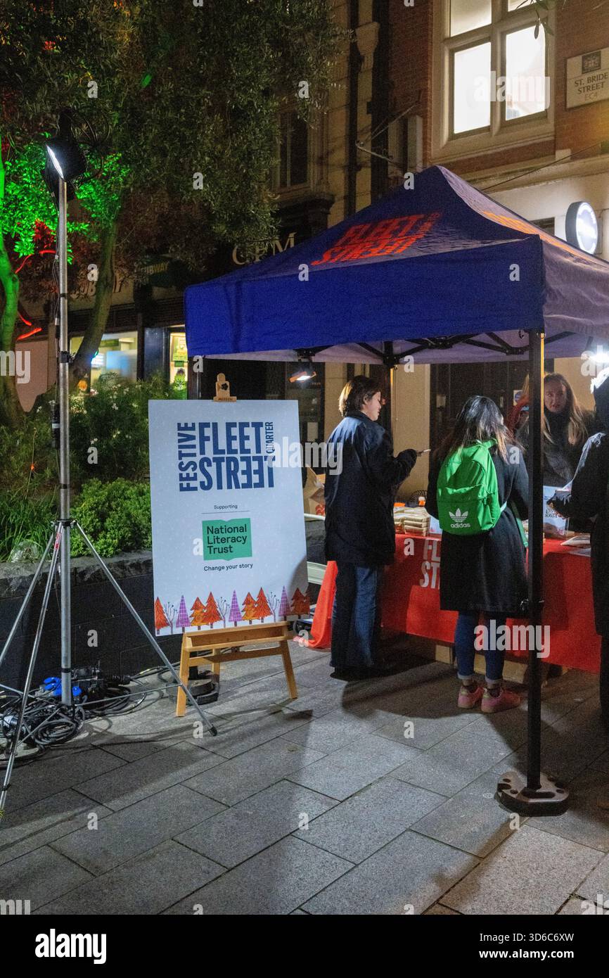London, UK, 19th November 2025, Christmas Lights were switched on in Fleet Street by Alexander Armstrong, Snoopy and  Lady Lucy French on the 19th November. It marks the start of Festive Fleet Street Quarter 2025 programme which includes a Snoopy sculpture trail. Featuring 12 artist-designed Snoopy sculptures displayed across the Quarter, this runs until 16th January 2026., Andrew Lalchan Photography/Alamy Live News Stock Photo
