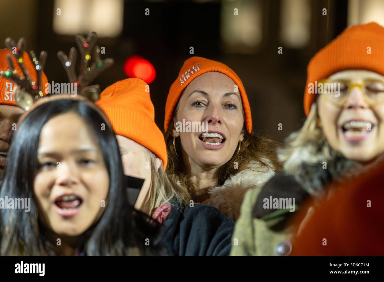 London, UK, 19th November 2025, Christmas Lights were switched on in Fleet Street by Alexander Armstrong, Snoopy and  Lady Lucy French on the 19th November. It marks the start of Festive Fleet Street Quarter 2025 programme which includes a Snoopy sculpture trail. Featuring 12 artist-designed Snoopy sculptures displayed across the Quarter, this runs until 16th January 2026., Andrew Lalchan Photography/Alamy Live News Stock Photo