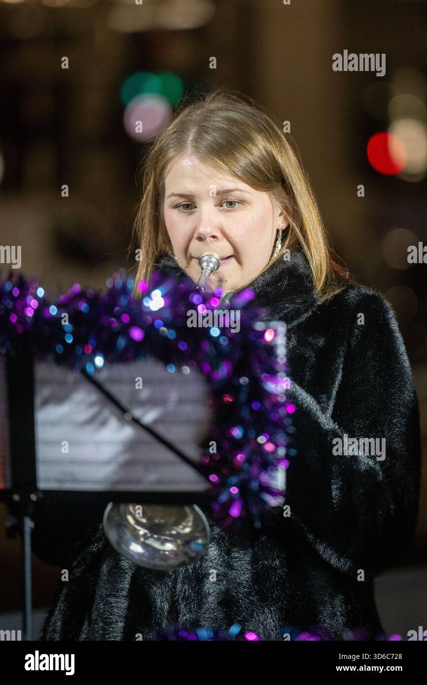 London, UK, 19th November 2025, Christmas Lights were switched on in Fleet Street by Alexander Armstrong, Snoopy and  Lady Lucy French on the 19th November. It marks the start of Festive Fleet Street Quarter 2025 programme which includes a Snoopy sculpture trail. Featuring 12 artist-designed Snoopy sculptures displayed across the Quarter, this runs until 16th January 2026., Andrew Lalchan Photography/Alamy Live News Stock Photo