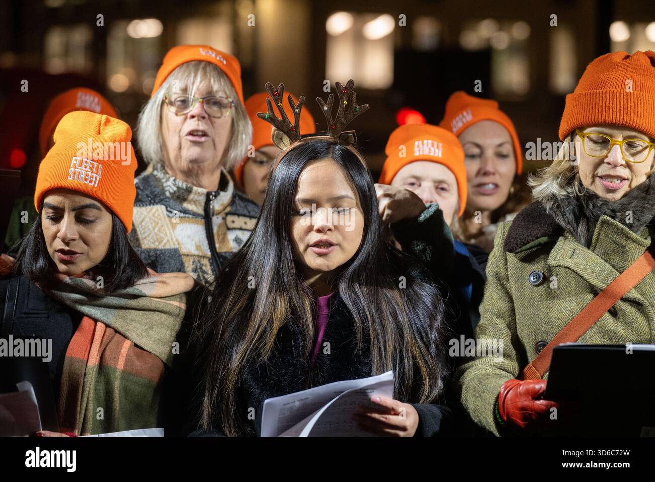 London, UK, 19th November 2025, Christmas Lights were switched on in Fleet Street by Alexander Armstrong, Snoopy and  Lady Lucy French on the 19th November. It marks the start of Festive Fleet Street Quarter 2025 programme which includes a Snoopy sculpture trail. Featuring 12 artist-designed Snoopy sculptures displayed across the Quarter, this runs until 16th January 2026., Andrew Lalchan Photography/Alamy Live News Stock Photo