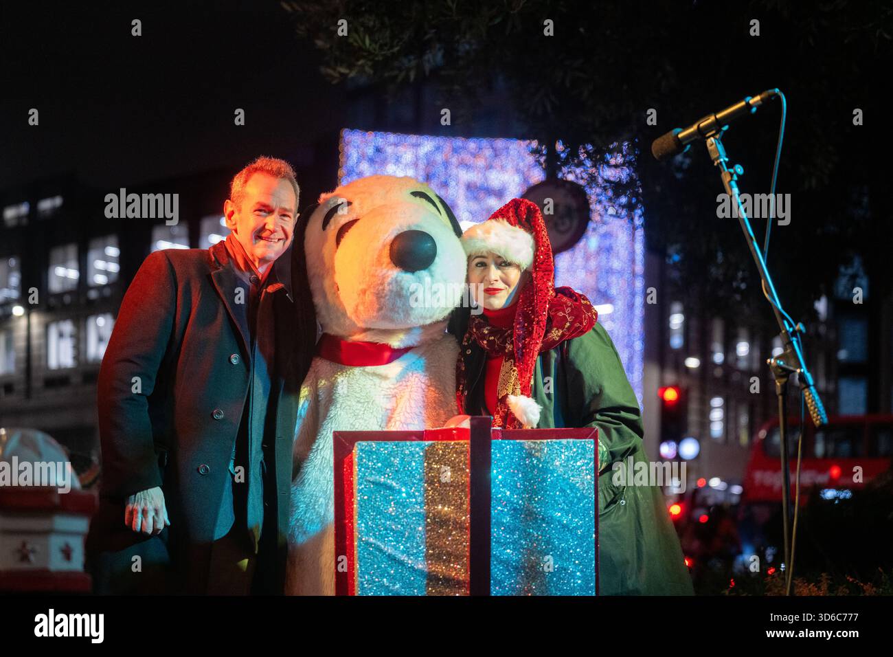 London, UK, 19th November 2025, Christmas Lights were switched on in Fleet Street by Alexander Armstrong, Snoopy and  Lady Lucy French on the 19th November. It marks the start of Festive Fleet Street Quarter 2025 programme which includes a Snoopy sculpture trail. Featuring 12 artist-designed Snoopy sculptures displayed across the Quarter, this runs until 16th January 2026., Andrew Lalchan Photography/Alamy Live News Stock Photo