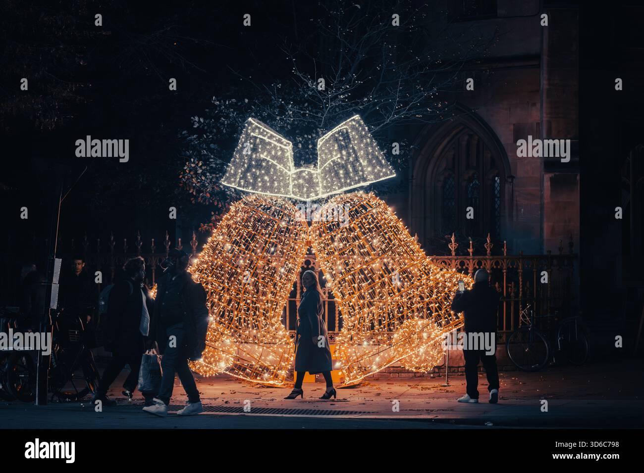 London, UK, 19th November 2025, Christmas Lights were switched on in Fleet Street by Alexander Armstrong, Snoopy and  Lady Lucy French on the 19th November. It marks the start of Festive Fleet Street Quarter 2025 programme which includes a Snoopy sculpture trail. Featuring 12 artist-designed Snoopy sculptures displayed across the Quarter, this runs until 16th January 2026., Andrew Lalchan Photography/Alamy Live News Stock Photo