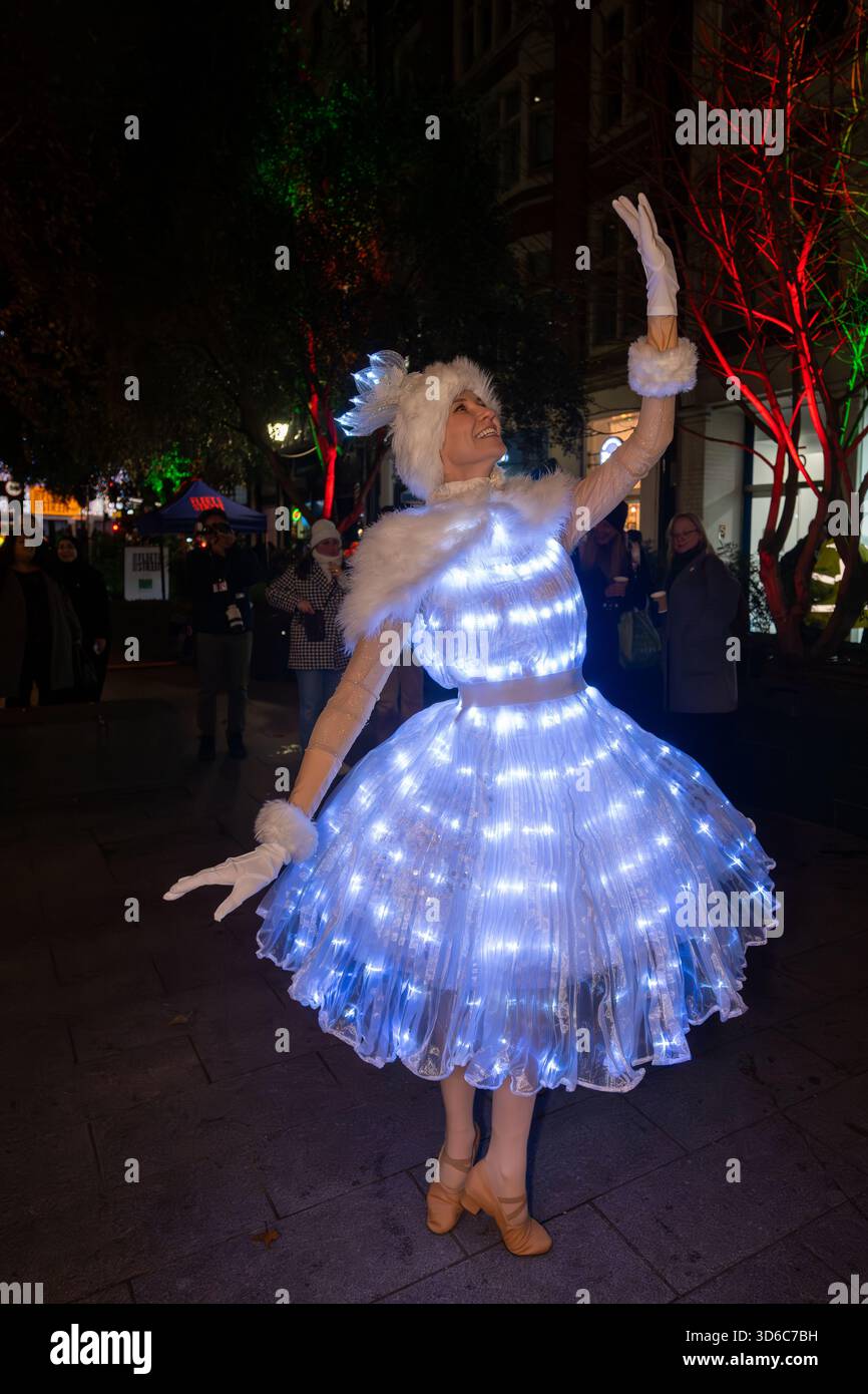 London, UK, 19th November 2025, Christmas Lights were switched on in Fleet Street by Alexander Armstrong, Snoopy and  Lady Lucy French on the 19th November. It marks the start of Festive Fleet Street Quarter 2025 programme which includes a Snoopy sculpture trail. Featuring 12 artist-designed Snoopy sculptures displayed across the Quarter, this runs until 16th January 2026., Andrew Lalchan Photography/Alamy Live News Stock Photo