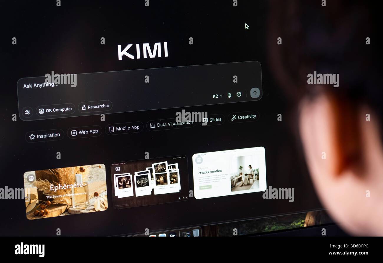 Moonshot ai and kimi hi-res stock photography and images - Alamy