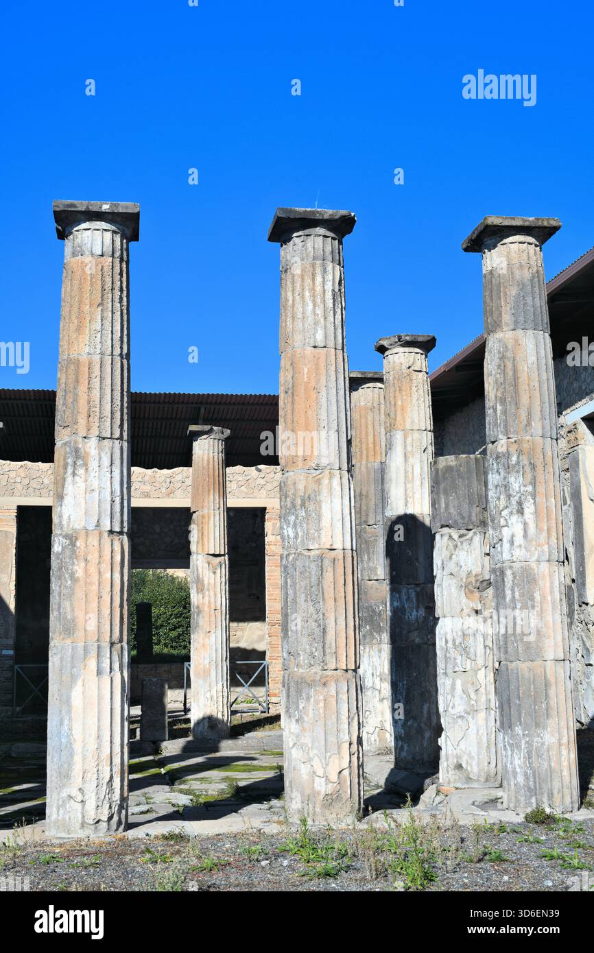 Marcus Rufus Marcus rufus pompeii hi-res stock photography and images - Alamy