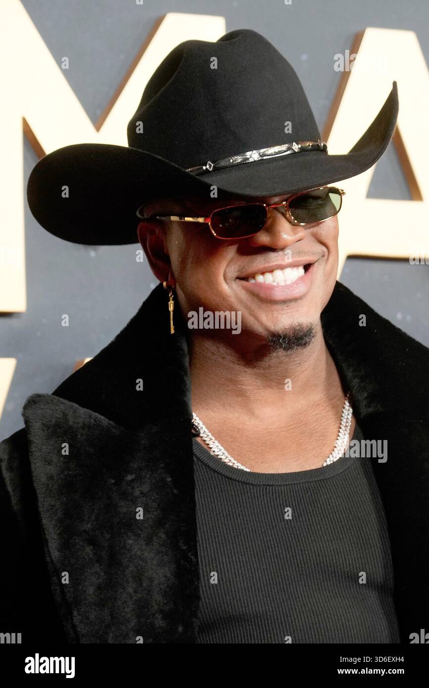 19-november-2025-nashville-tennessee-ne-yo-59th-cma-awards-held