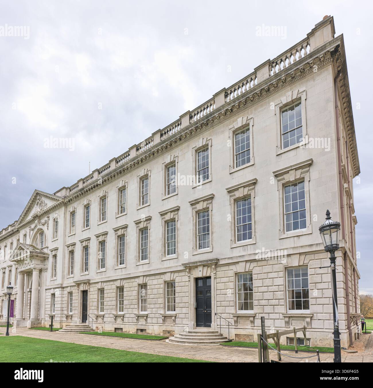Gibb's Building at King's College, University of Cambridge, England ...