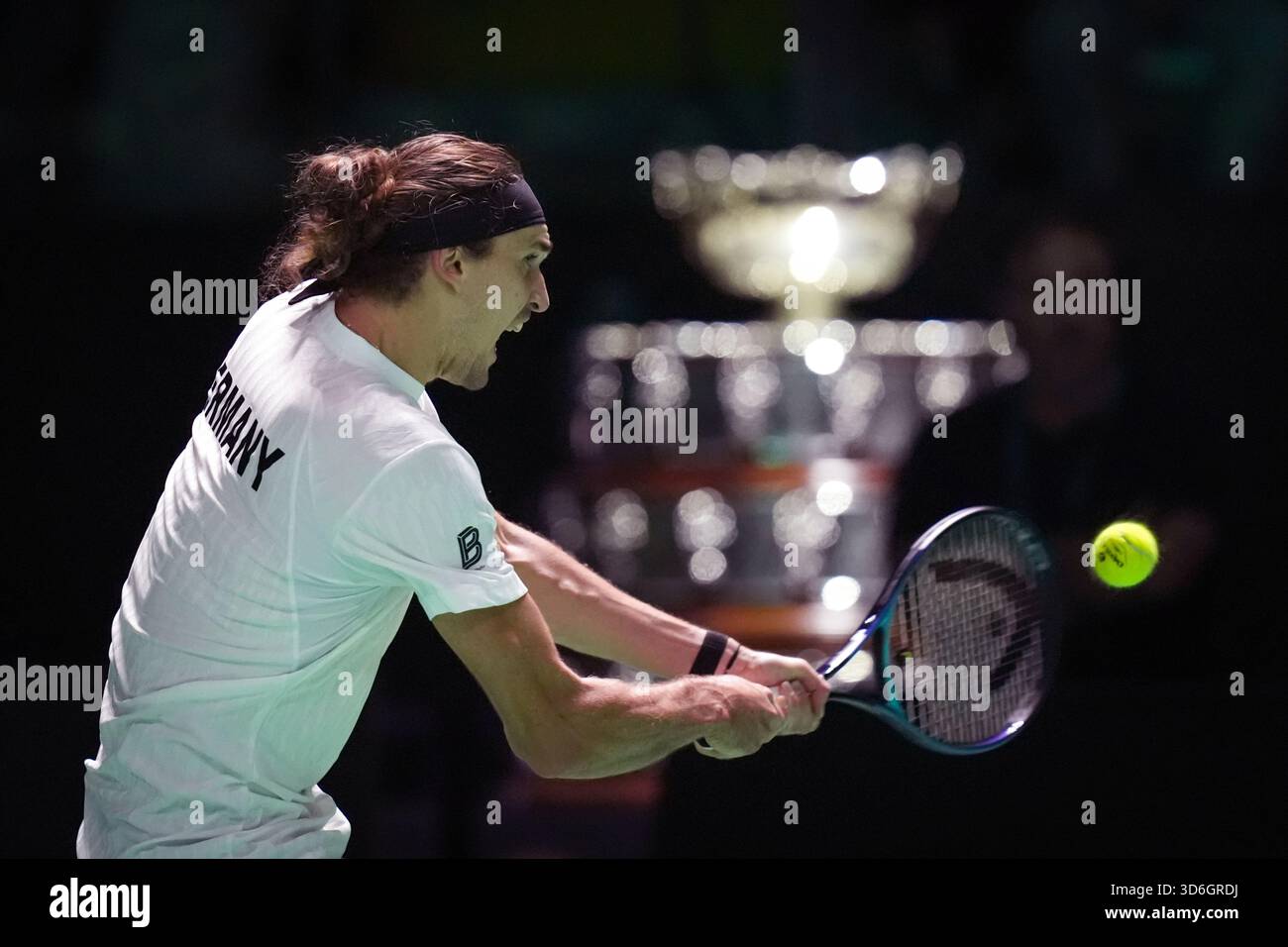 Alexander Zverev Skips Rest After US Open Triumph to Play Davis Cup for Germany Alexander Zverev Skips Rest After US Open Triumph to Play Davis Cup for Germany