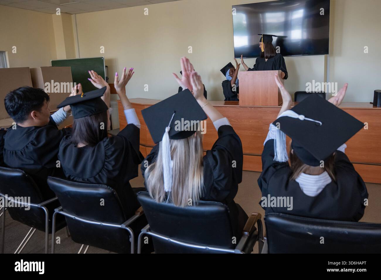 Student delivers her speech hi-res stock photography and images - Alamy