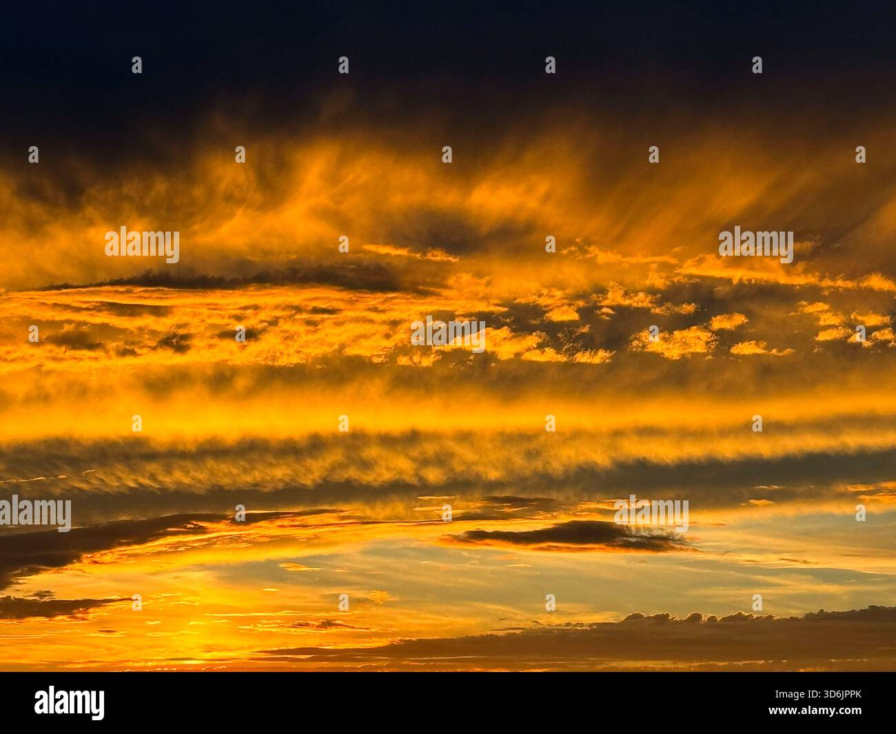Golden heaven hi-res stock photography and images - Alamy