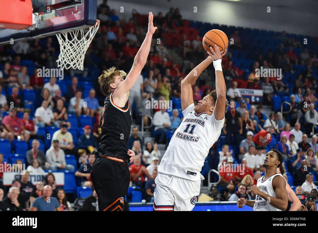 Elias Ralph Nov 20, 2025; Boca Raton, Florida, USA; Florida Atlantic guard Josiah ...