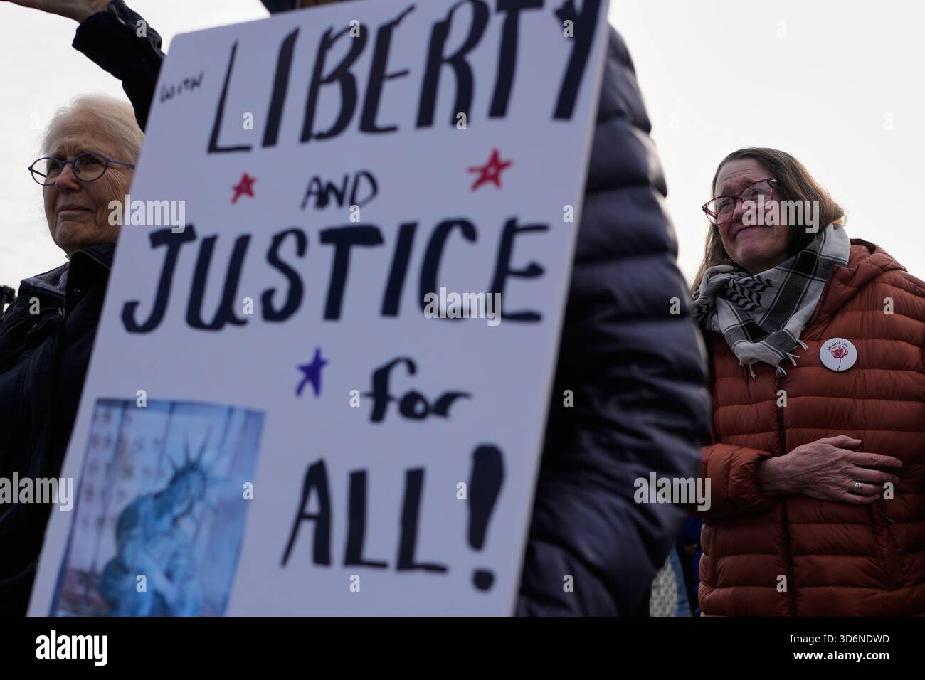 Protesters gather outside an ICE processing facility in the Chicago ...
