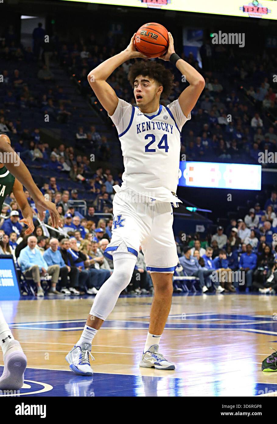 Malachi Moreno Lexington The Professional Pivot: Managing the Athlete-Entrepreneur