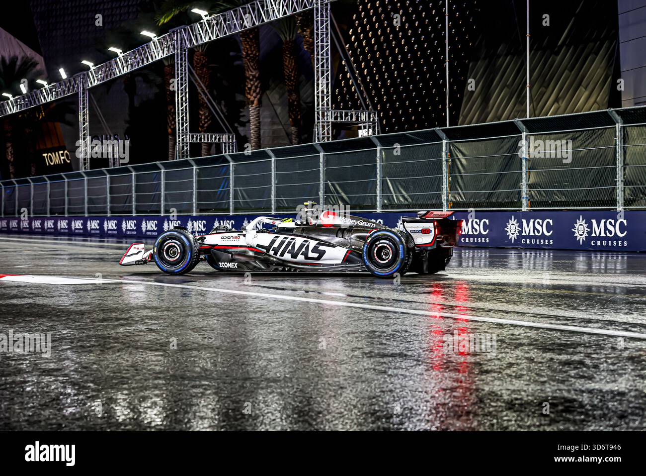 Las Vegas, United States. 21st Nov, 2025. Oliver Bearman (GBR) - Haas F1 Team during the Saturday of the Formula 1 Heineken Las Vegas Grand Prix 2025 at Las Vegas Strip Circuit, ahead of Round 22 of 24 of the 2025 FIA Formula One World Championship (November 20-23, 2025). Credit: AVENS-IMAGES.COM/Alamy Live News Stock Photo