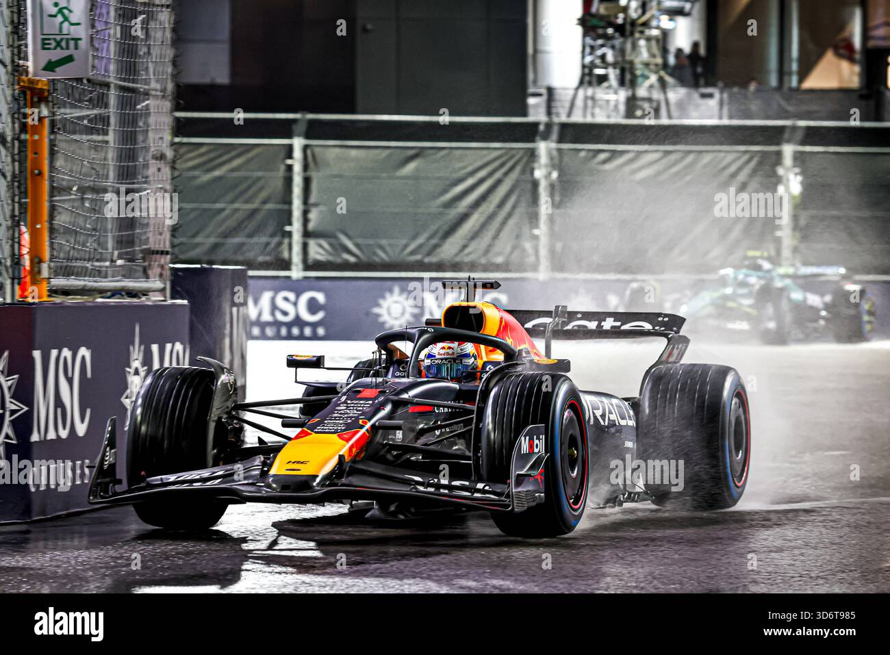 Las Vegas, United States. 21st Nov, 2025. Max Verstappen (NED) - Oracle Red Bull Racing - Red Bull RB21 - Honda RBPT during the Saturday of the Formula 1 Heineken Las Vegas Grand Prix 2025 at Las Vegas Strip Circuit, ahead of Round 22 of 24 of the 2025 FIA Formula One World Championship (November 20-23, 2025). Credit: AVENS-IMAGES.COM/Alamy Live News Stock Photo