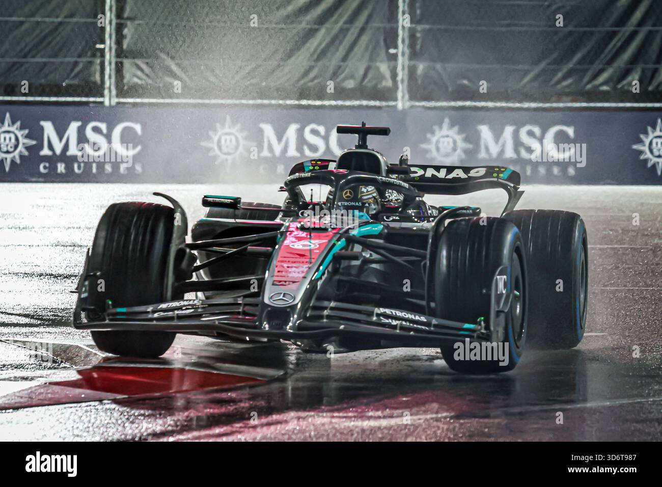 Las Vegas, United States. 21st Nov, 2025. George Russell (GBR) - Mercedes-AMG PETRONAS F1 Team - Mercedes W16 - Mercedes E Performance during the Saturday of the Formula 1 Heineken Las Vegas Grand Prix 2025 at Las Vegas Strip Circuit, ahead of Round 22 of 24 of the 2025 FIA Formula One World Championship (November 20-23, 2025). Credit: AVENS-IMAGES.COM/Alamy Live News Stock Photo