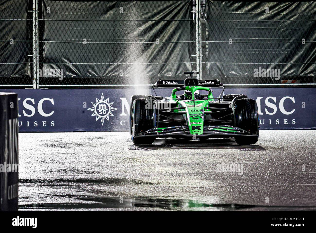 Las Vegas, United States. 21st Nov, 2025. Nico Hulkenberg (GER) - Stake F1 Team Sauber - Sauber C45 - Ferrari during the Saturday of the Formula 1 Heineken Las Vegas Grand Prix 2025 at Las Vegas Strip Circuit, ahead of Round 22 of 24 of the 2025 FIA Formula One World Championship (November 20-23, 2025). Credit: AVENS-IMAGES.COM/Alamy Live News Stock Photo