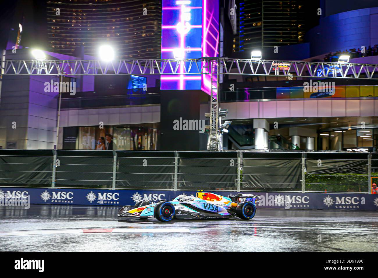 Las Vegas, United States. 21st Nov, 2025. Liam Lawson (NZL) - Visa Cash App RB F1 Team - RB VCARB02 - Honda RBPT during the Saturday of the Formula 1 Heineken Las Vegas Grand Prix 2025 at Las Vegas Strip Circuit, ahead of Round 22 of 24 of the 2025 FIA Formula One World Championship (November 20-23, 2025). Credit: AVENS-IMAGES.COM/Alamy Live News Stock Photo