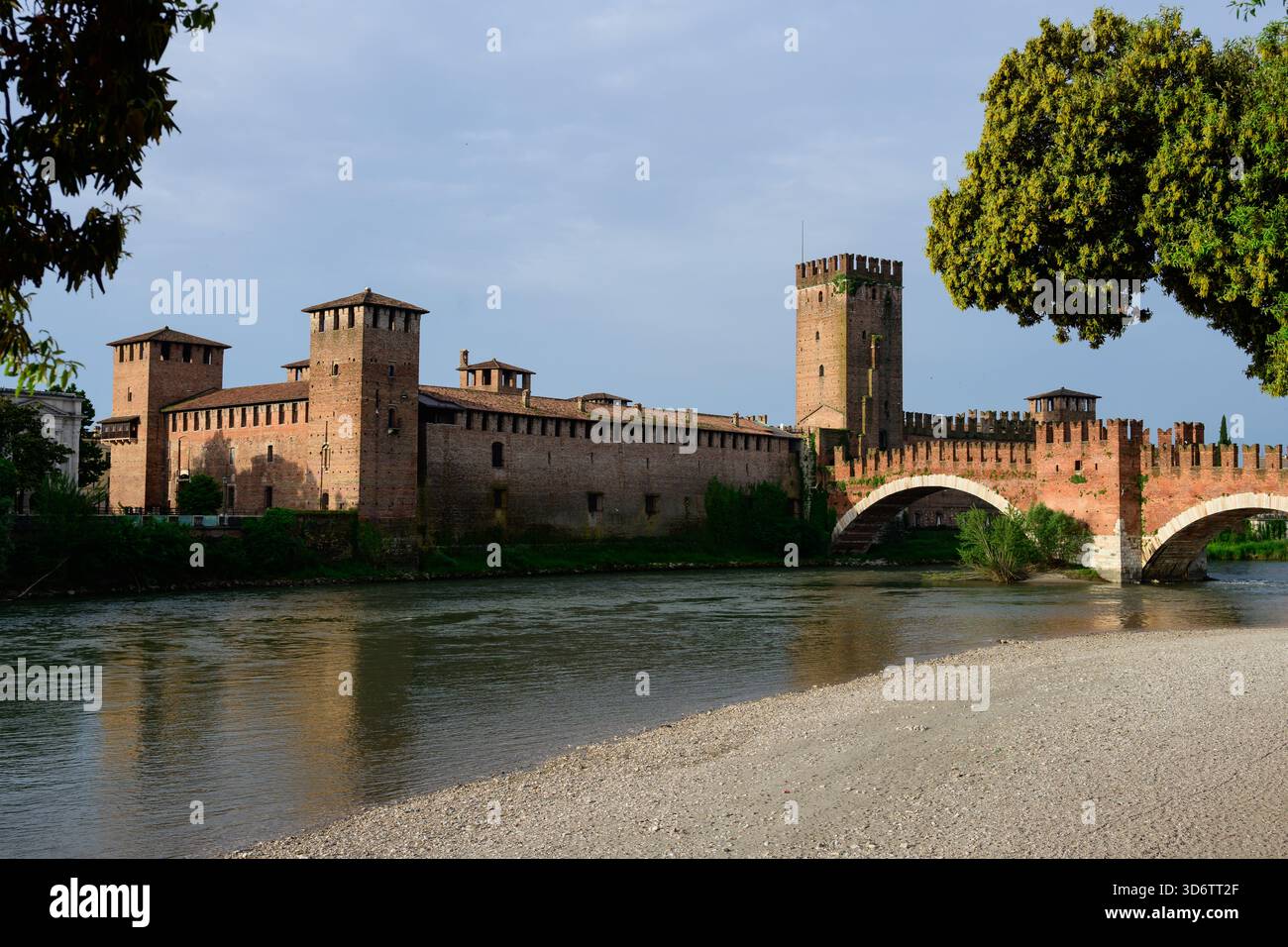 Castelvecchio Old Castle In Verona With Ponte Di Castel Vecchio Bridge 