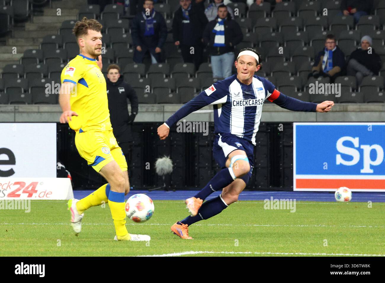 11/21/2025, Berlin Olympic Stadium, Berlin, DEU, DFL, 2. FBL, Hertha ...