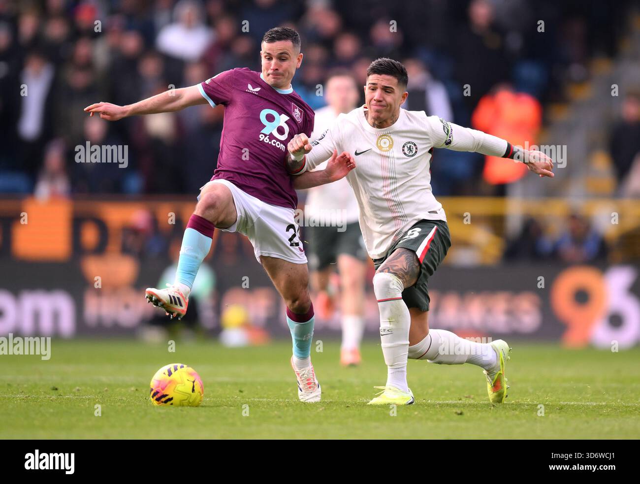 Burnley s Josh Cullen left And Chelsea s Enzo Fernandez Battle For burnley-s-josh-cullen-left-and-chelsea-s-enzo-fernandez-battle-for