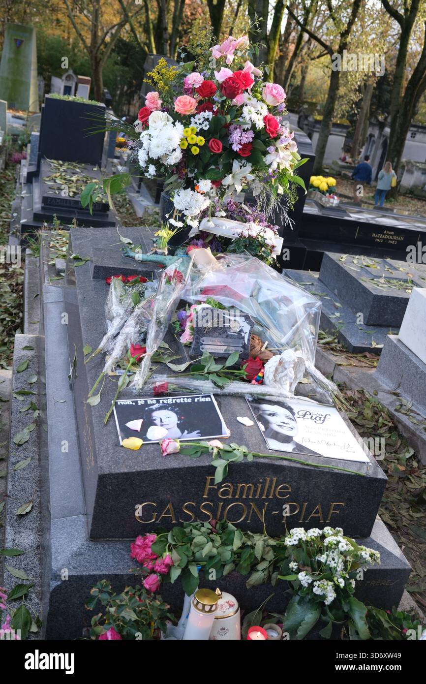 Edith Cemetery The grave of Edith Piaf French Singer/songwriter and actress in Père ...