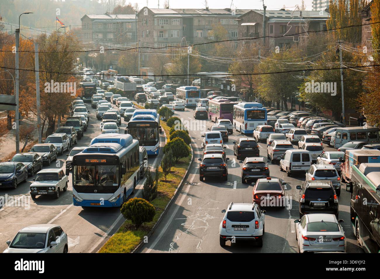 Congested bus lane hi-res stock photography and images - Alamy