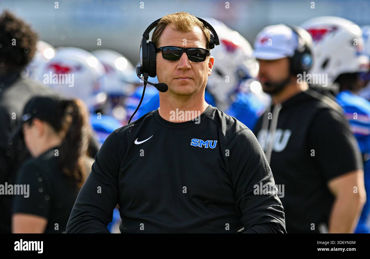 November 22, 2025: SMU Mustangs coach Rhett Lashlee during a third ...