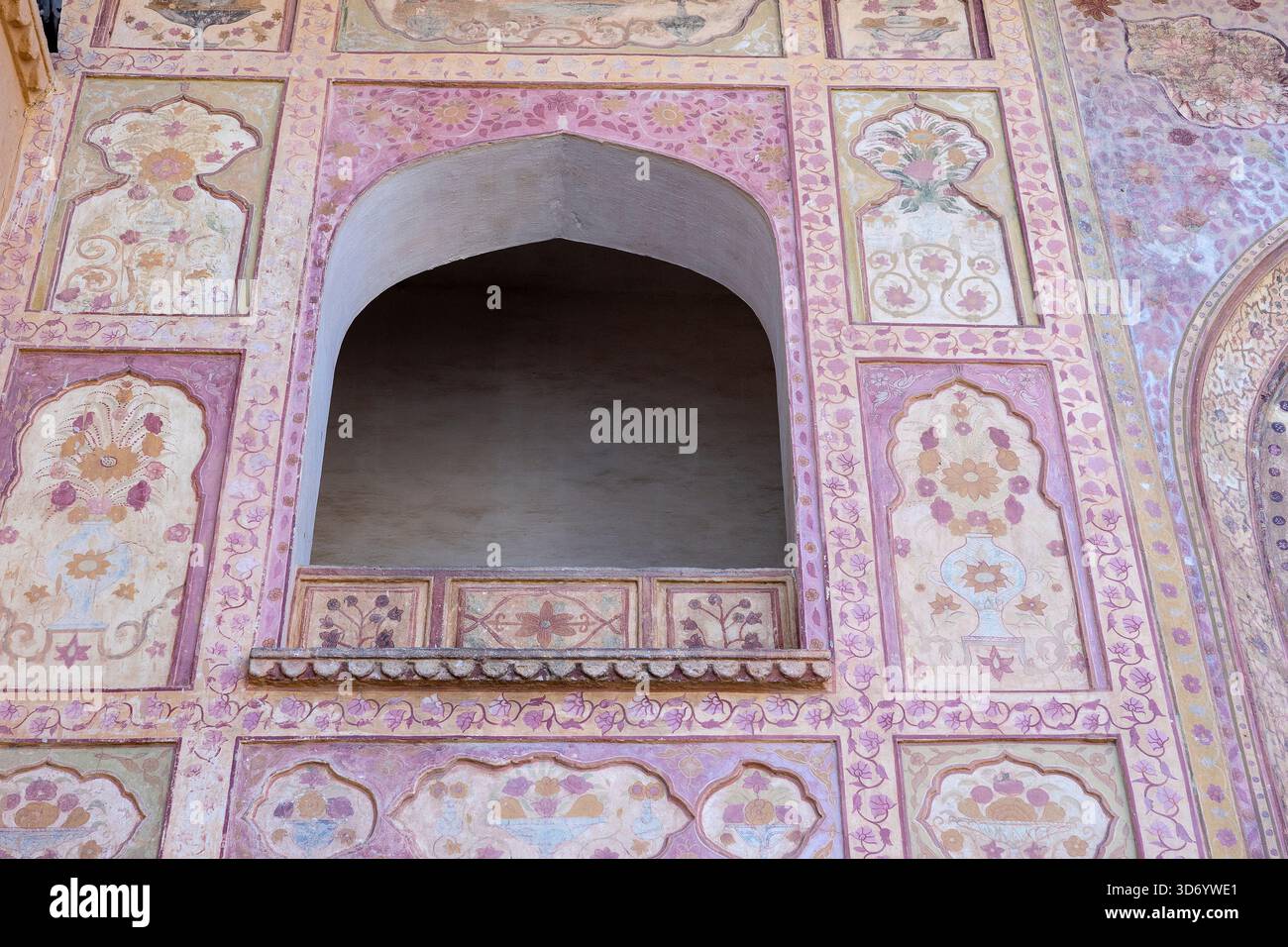 Amber fort architecture detail in historical city of Amer, Jaipur ...