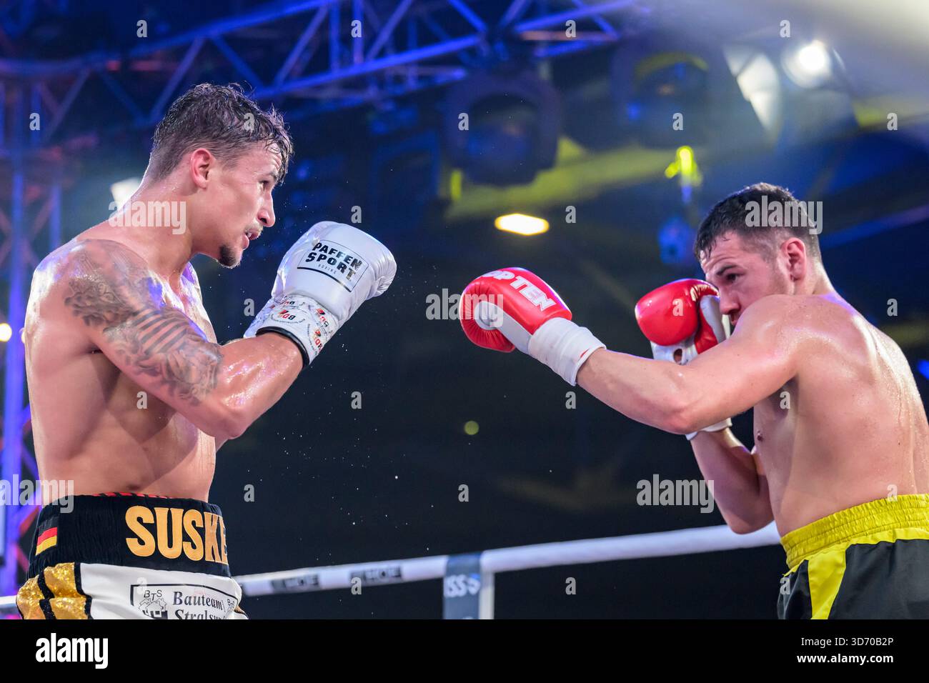 from left: Max Suske , Mateusz Pawlowski , GER, Chemnitz, SES Boxing ...
