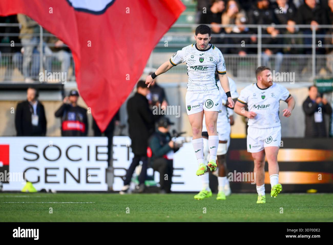hugo-zabalza-of-montauban-during-the-top14-match-between-montauban-and